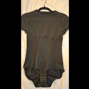 Pinsy ButterSculpt Tee Seamless Shapewear Bodysuit